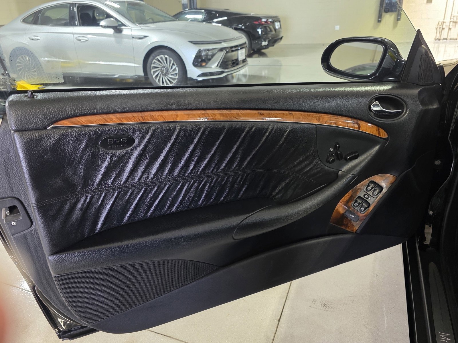 Used 2008 Mercedes-Benz CLK 350 Coupe image 21