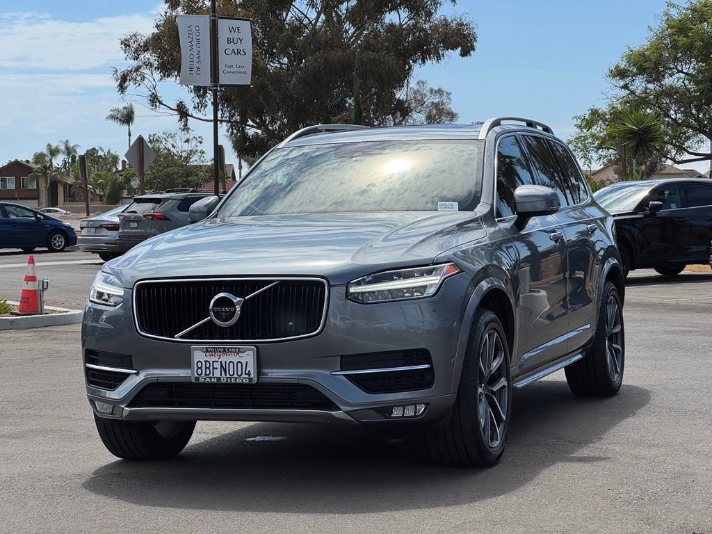 Used 2018 Volvo XC90 T6 Momentum w/ Convenience Package AWD/4WD image 4