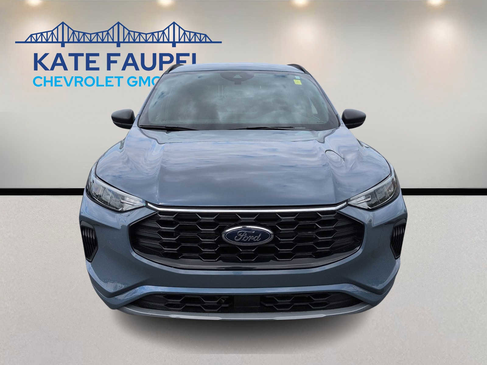 Used 2024 Ford Escape ST-Line w/ Tech Pack #1 AWD/4WD image 2