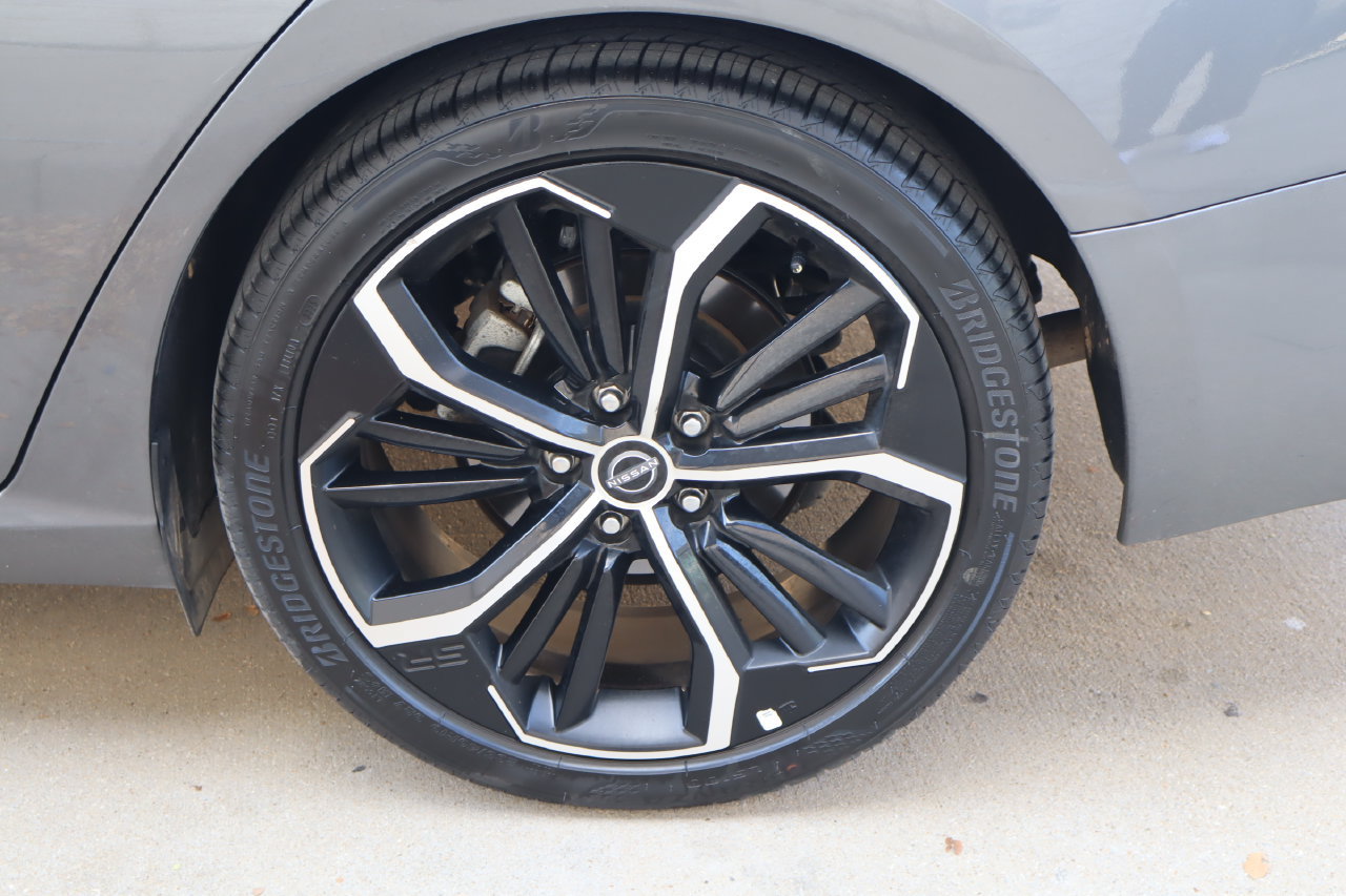 Used 2025 Nissan Altima 2.5 SR FWD image 26