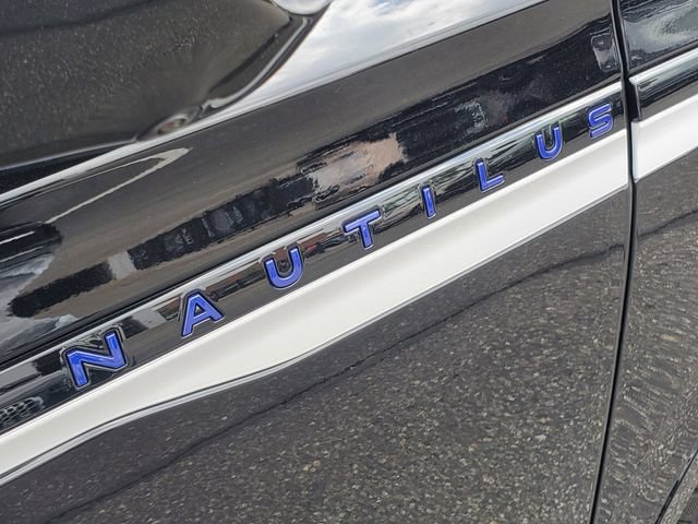 Certified 2024 Lincoln Nautilus Reserve w/ Equipment Group 202A AWD/4WD image 6