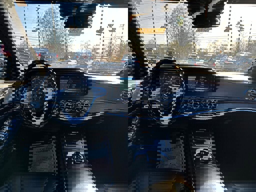 Used 2019 Mercedes-Benz S 560 4MATIC Sedan w/ Premium Package image 21