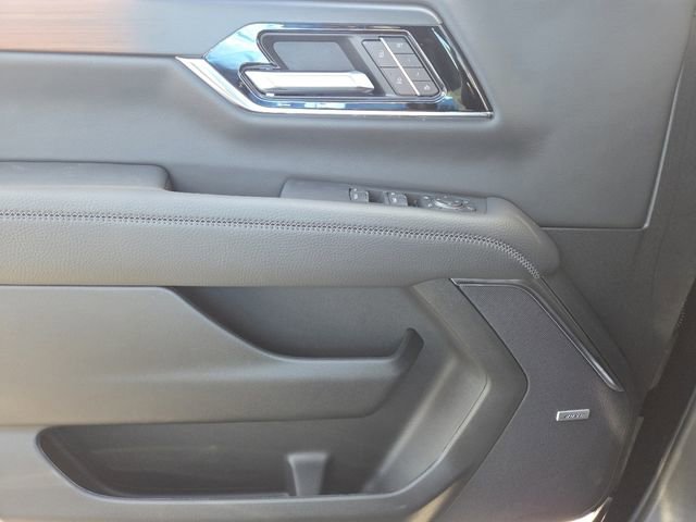 New 2025 GMC Yukon XL Denali w/ Sun & Power Step Package image 34