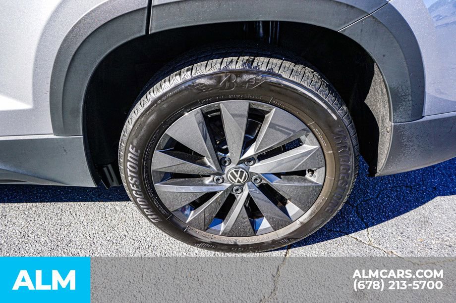 Used 2024 Volkswagen Taos S image 17