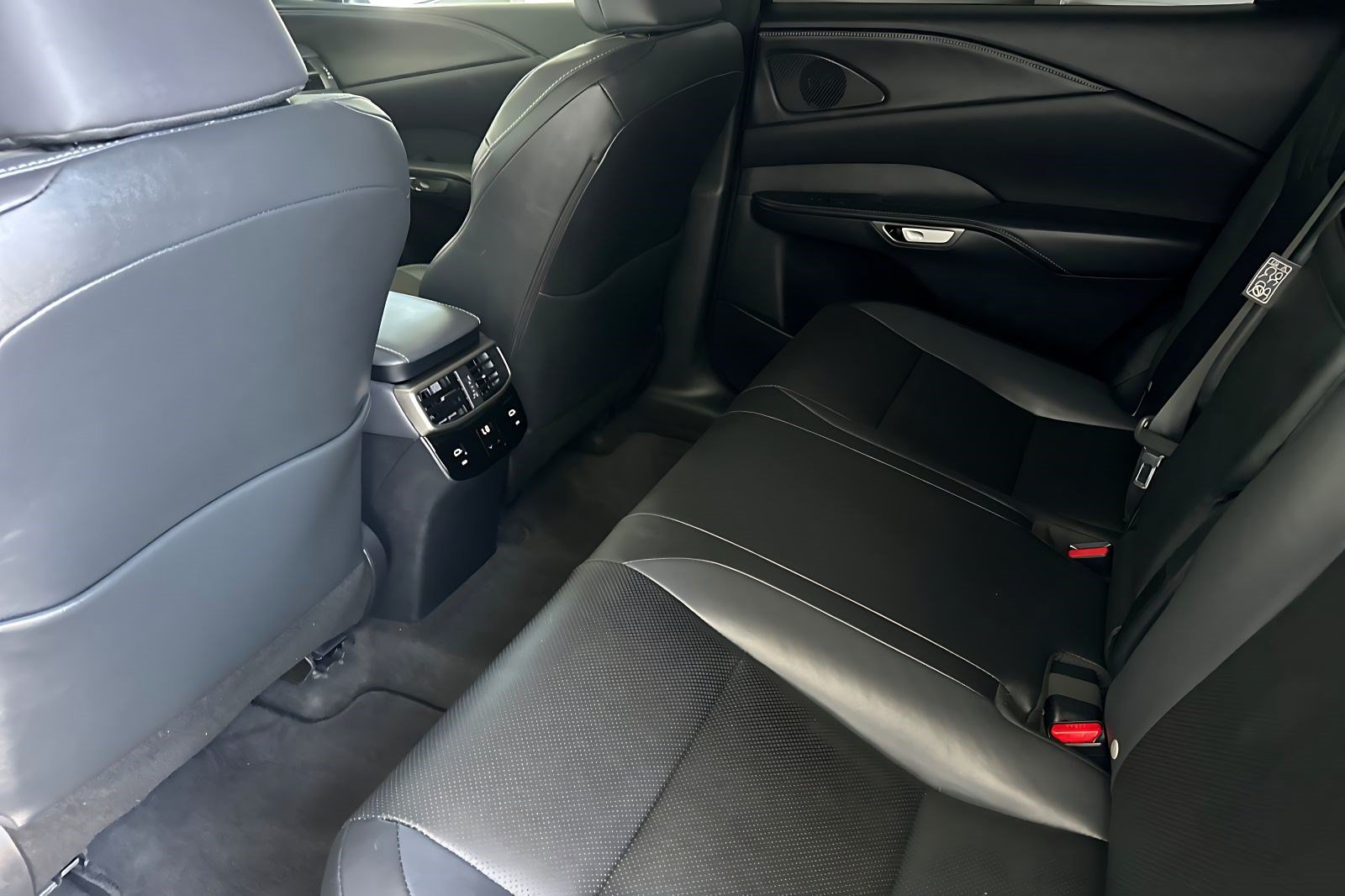 Certified 2024 Lexus RX 350 Premium w/ Convenience Package FWD image 28