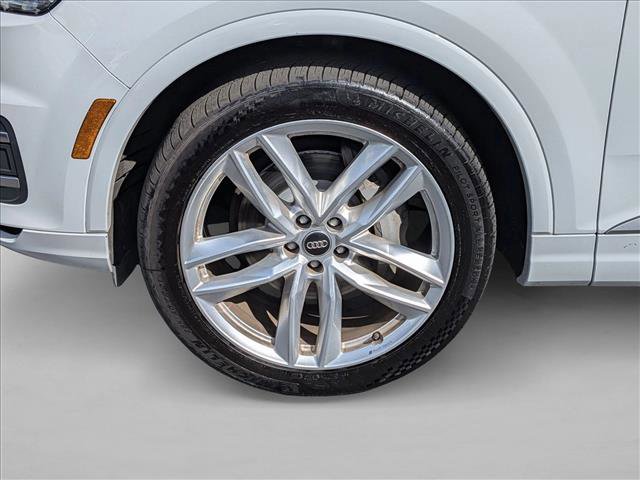 Used 2018 Audi Q7 3.0T Prestige image 10