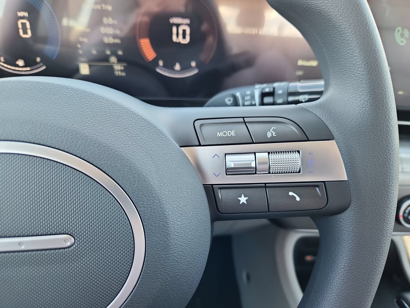 Certified 2026 Hyundai Kona SE AWD/4WD image 15