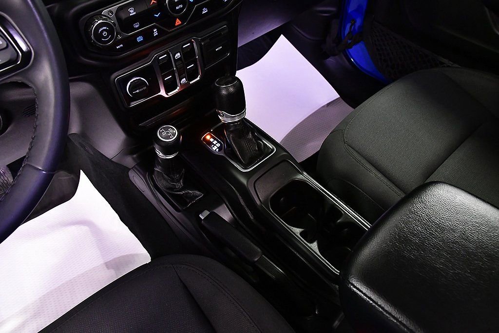 Used 2023 Jeep Wrangler Unlimited AWD/4WD image 21