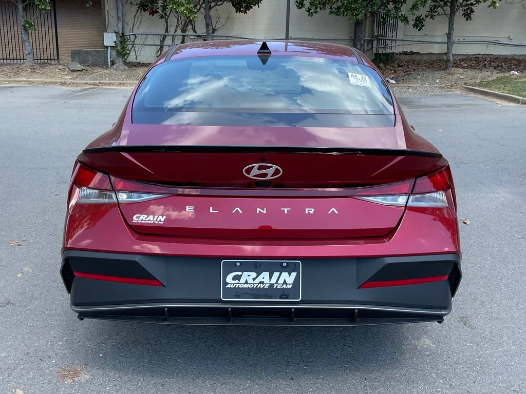 Used 2026 Hyundai Elantra Sport FWD image 6