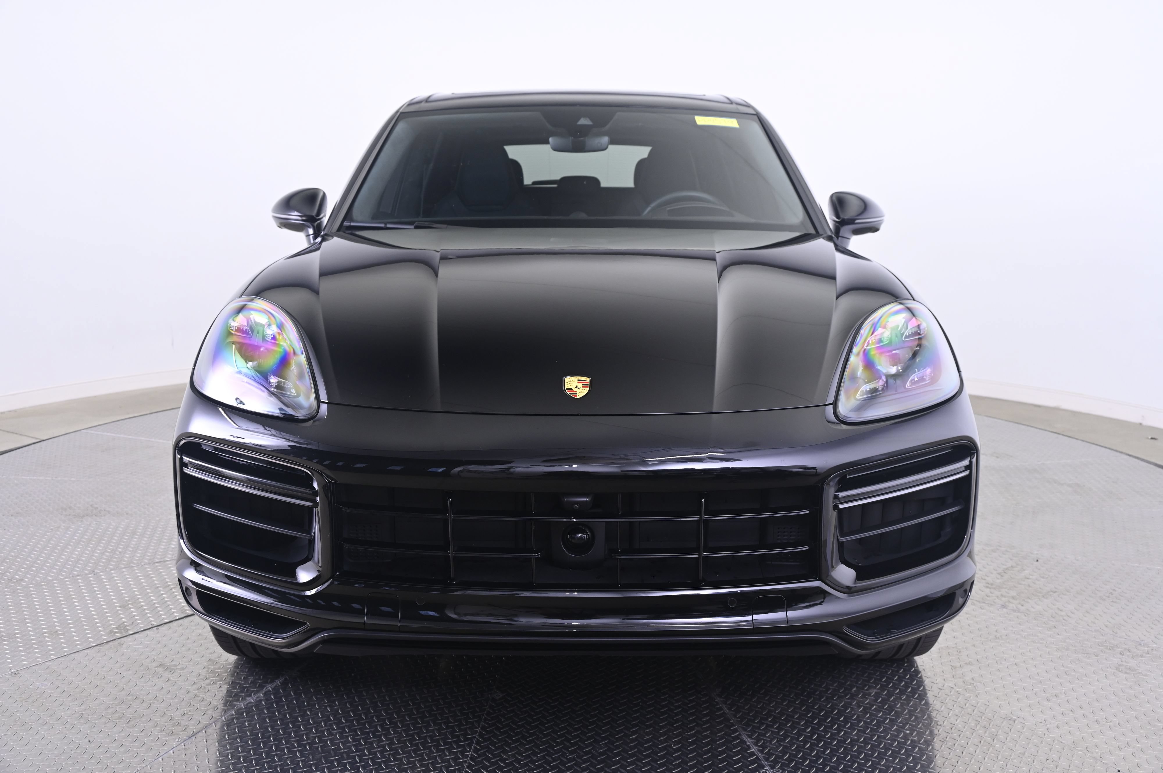 Used 2023 Porsche Cayenne Turbo AWD/4WD image 10
