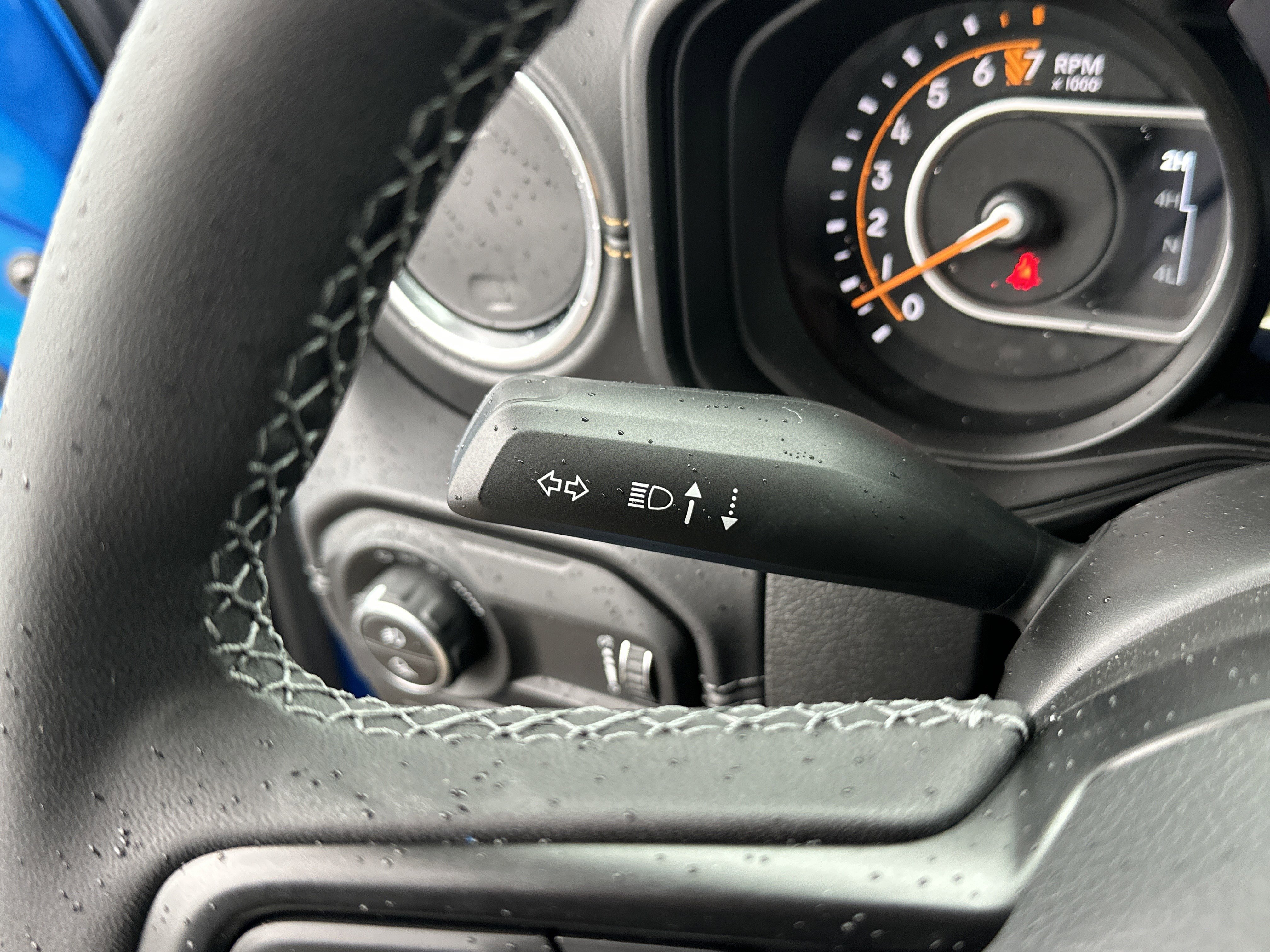 New 2025 Jeep Gladiator Sport image 20