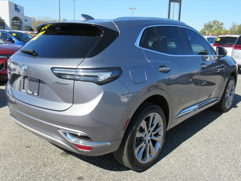 Used 2022 Buick Envision Avenir w/ Technology Package II FWD image 7