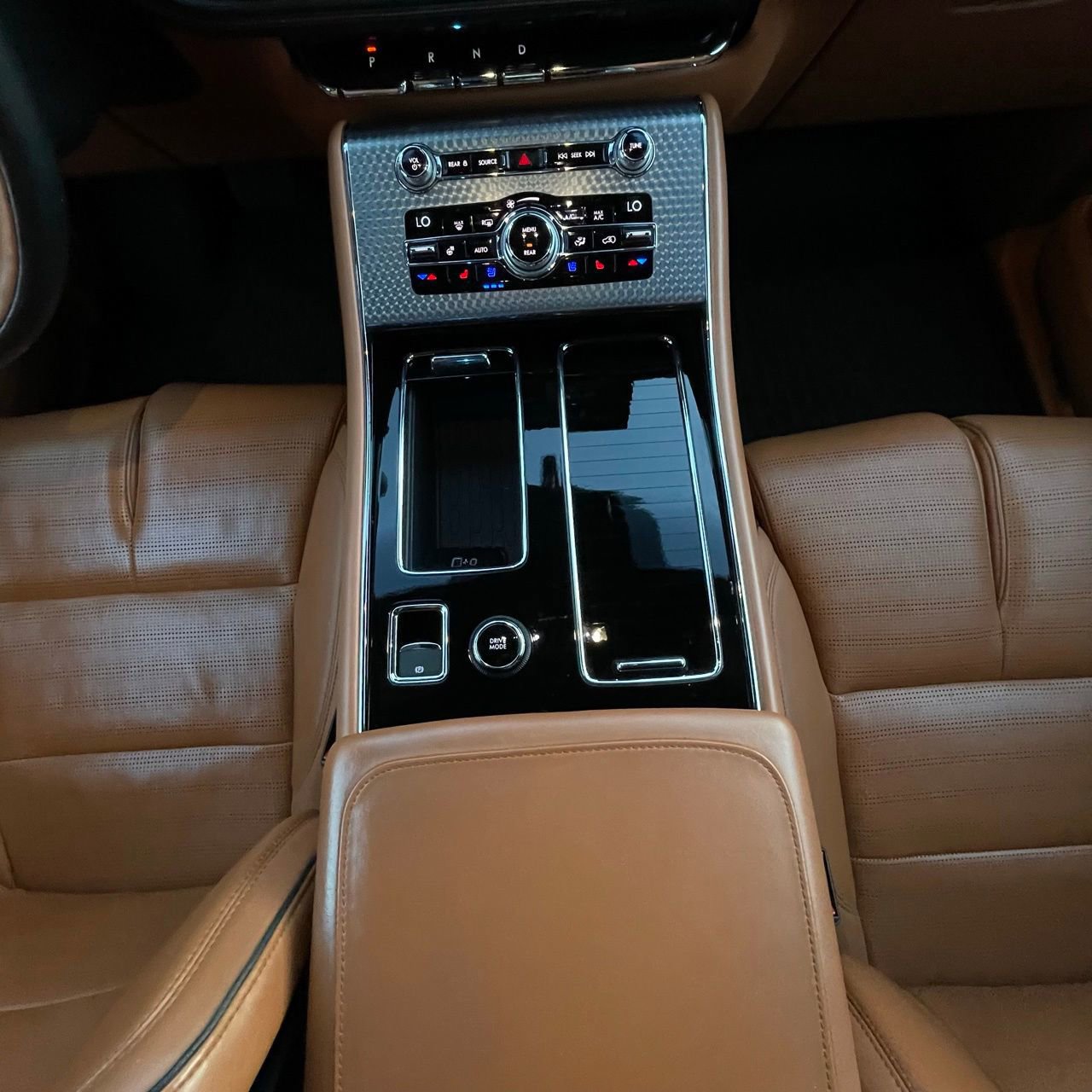 Used 2020 Lincoln Aviator Black Label w/ Dynamic Handling Package AWD/4WD image 19