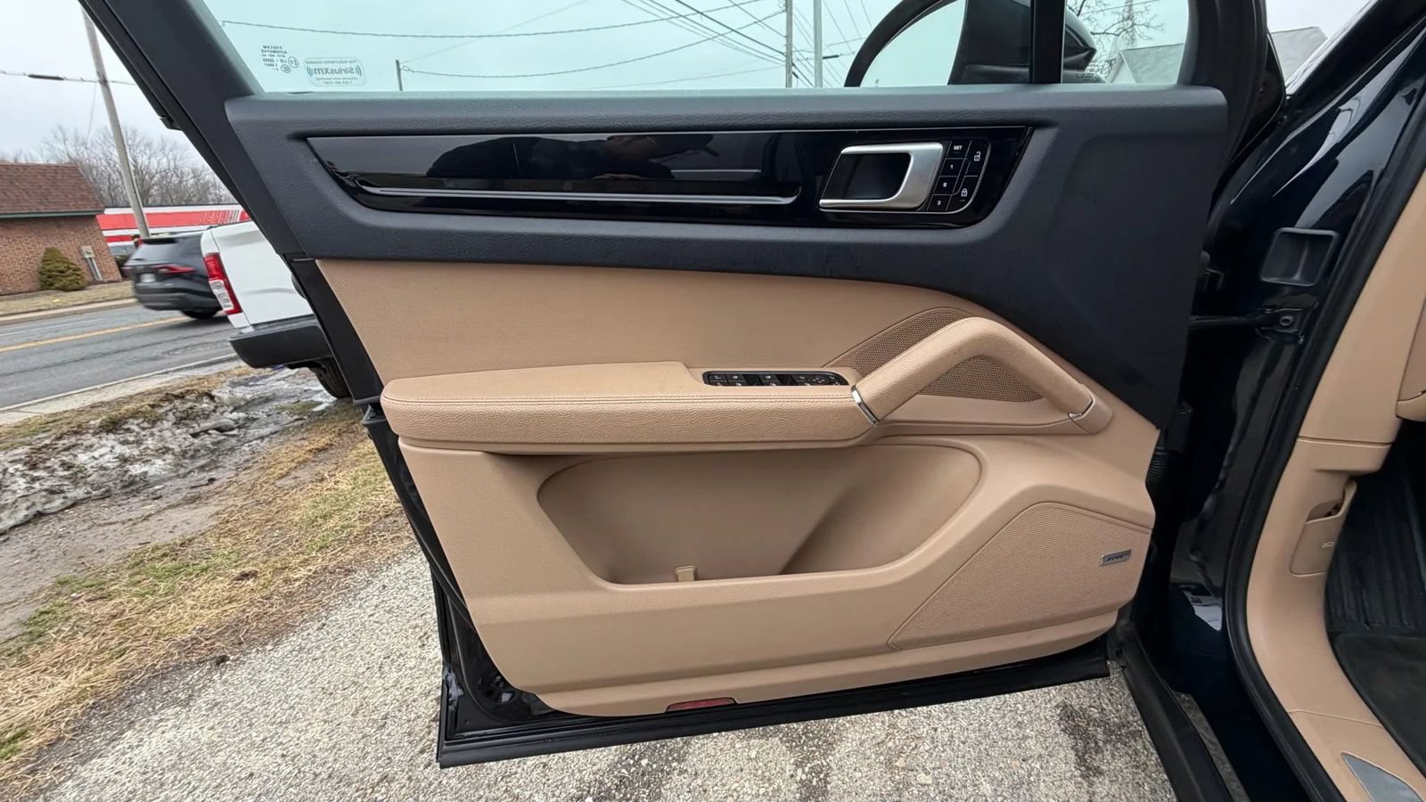 Used 2019 Porsche Cayenne S w/ Premium Plus Package AWD/4WD image 20