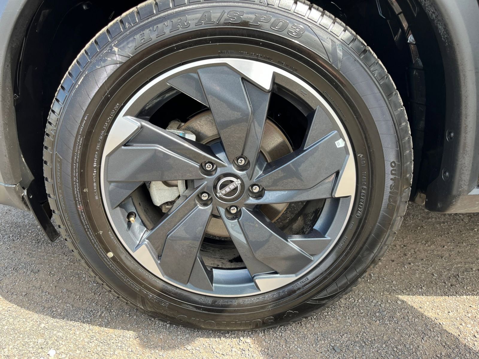 Used 2025 Nissan Rogue SV image 28