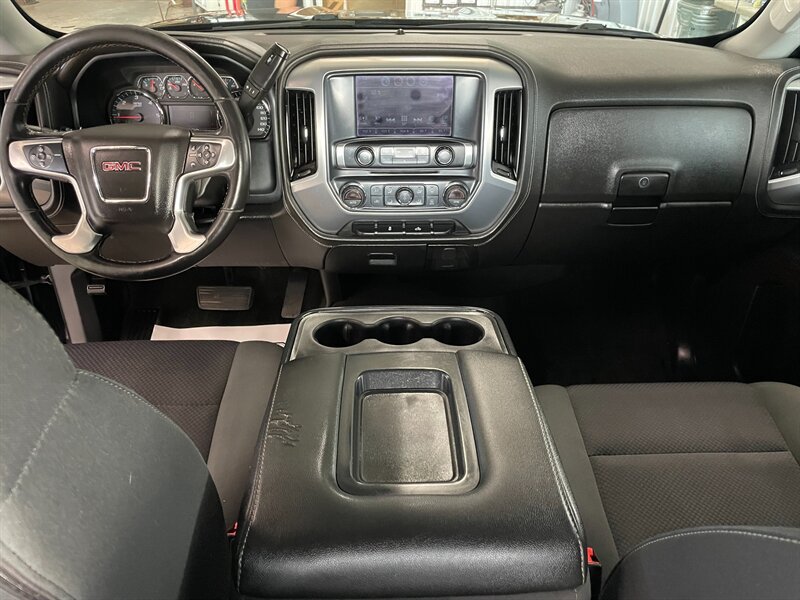 Used 2018 GMC Sierra 1500 SLE w/ SLE Value Package AWD/4WD image 8