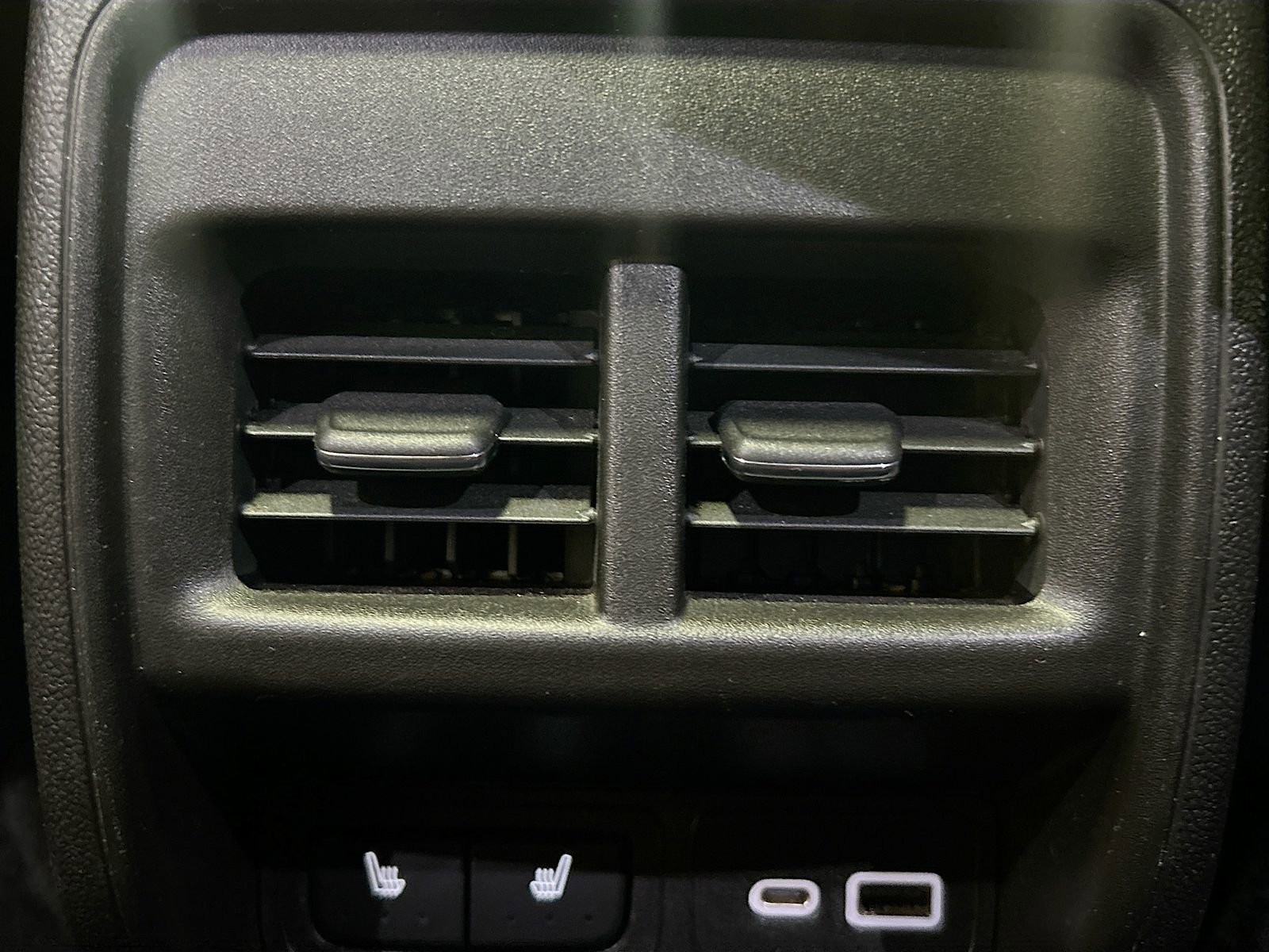 Used 2024 Cadillac XT4 Premium Luxury w/ Technology Package image 27