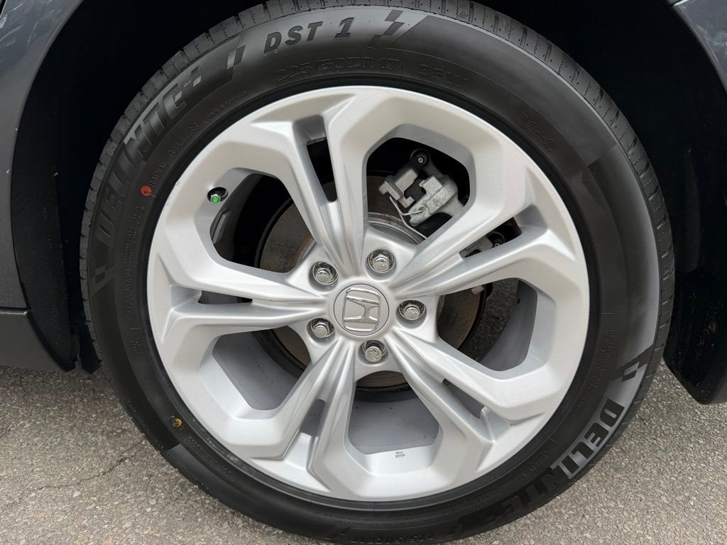 Used 2025 Honda Accord LX image 29