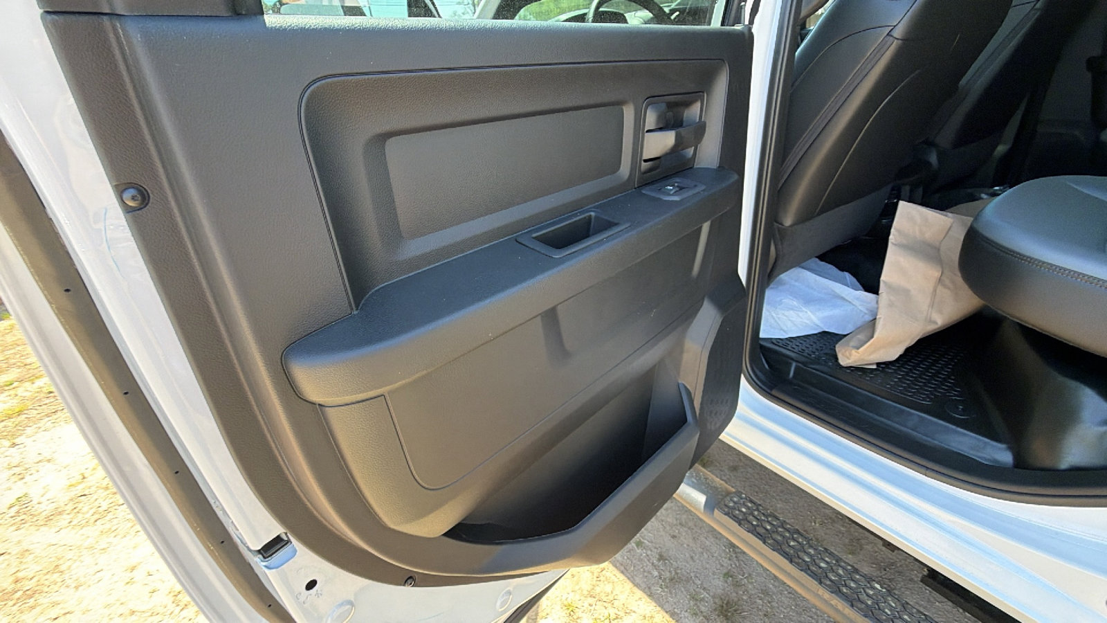 New 2026 RAM 3500 Tradesman AWD/4WD image 18