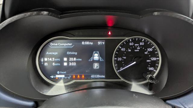 Used 2025 Nissan Versa SV FWD image 26