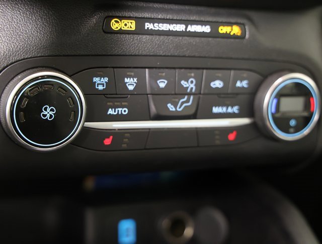 Used 2020 Ford Escape SE image 5