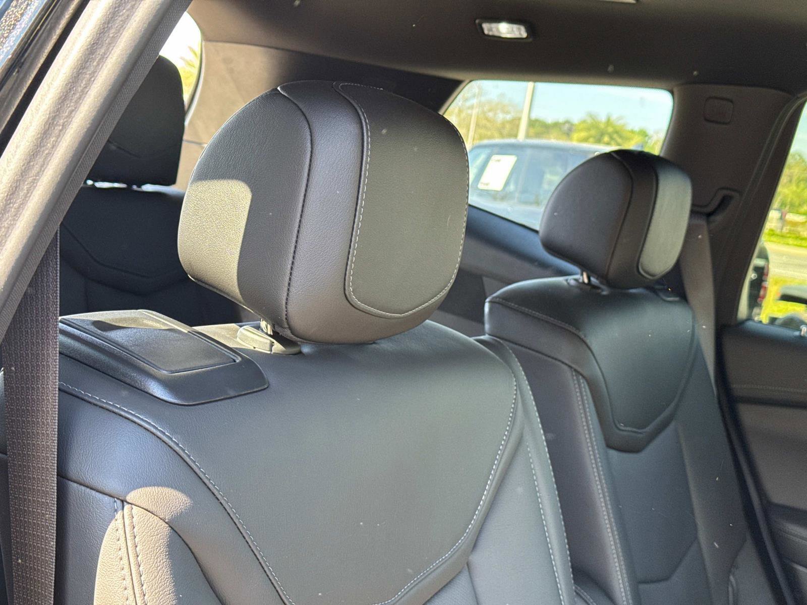 Used 2025 Cadillac XT6 Sport image 25