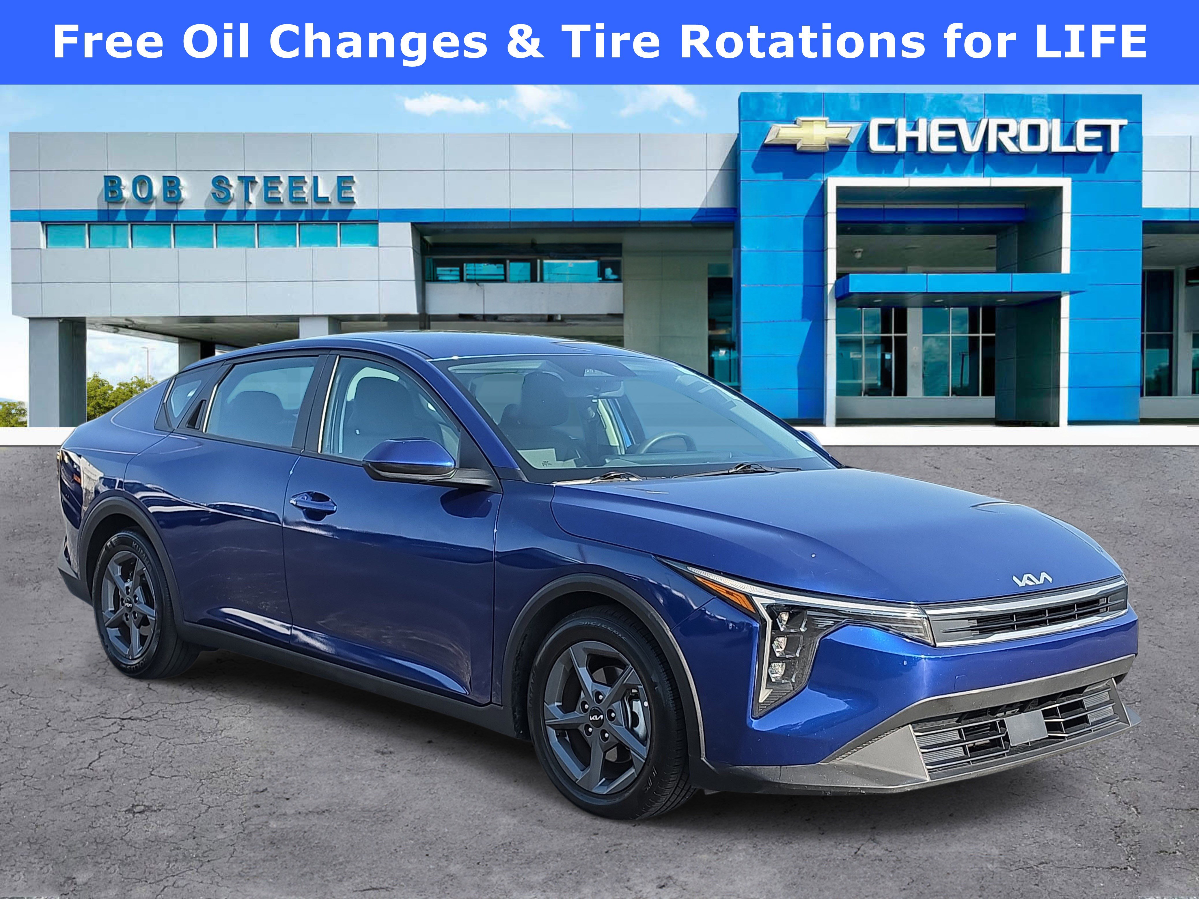 Used 2025 Kia K4 FWD image 1