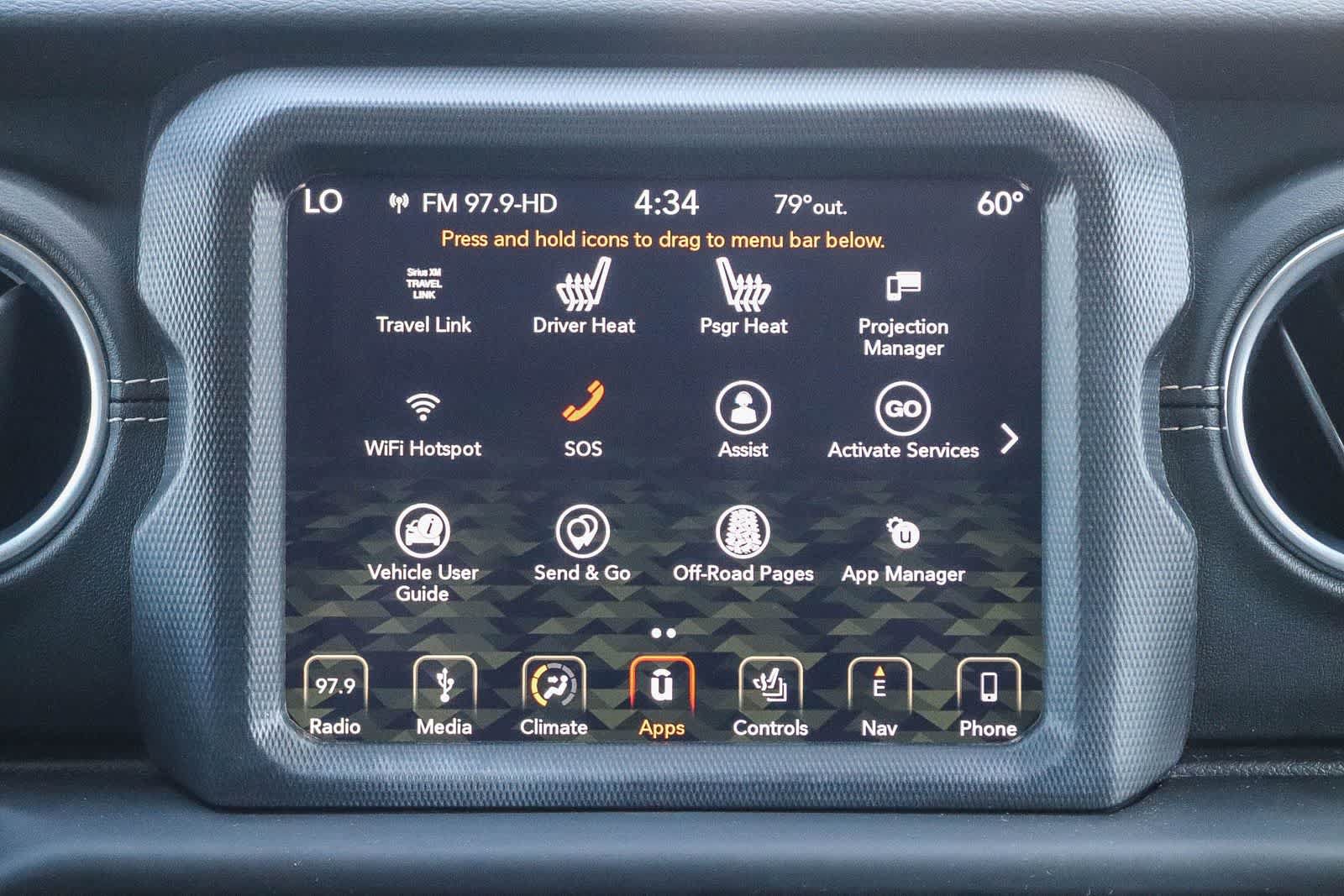 Used 2018 Jeep Wrangler Unlimited Sahara AWD/4WD image 17