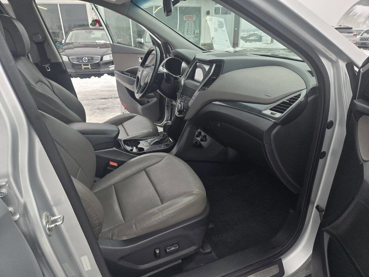 Used 2016 Hyundai Santa Fe Sport 2.0T w/ Option Group 05 image 21