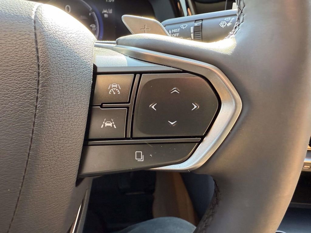 Used 2025 Lexus RZ 450e image 22