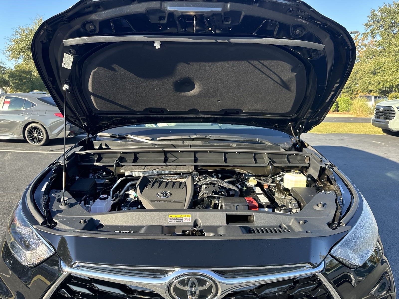 New 2025 Toyota Highlander Platinum AWD/4WD image 46