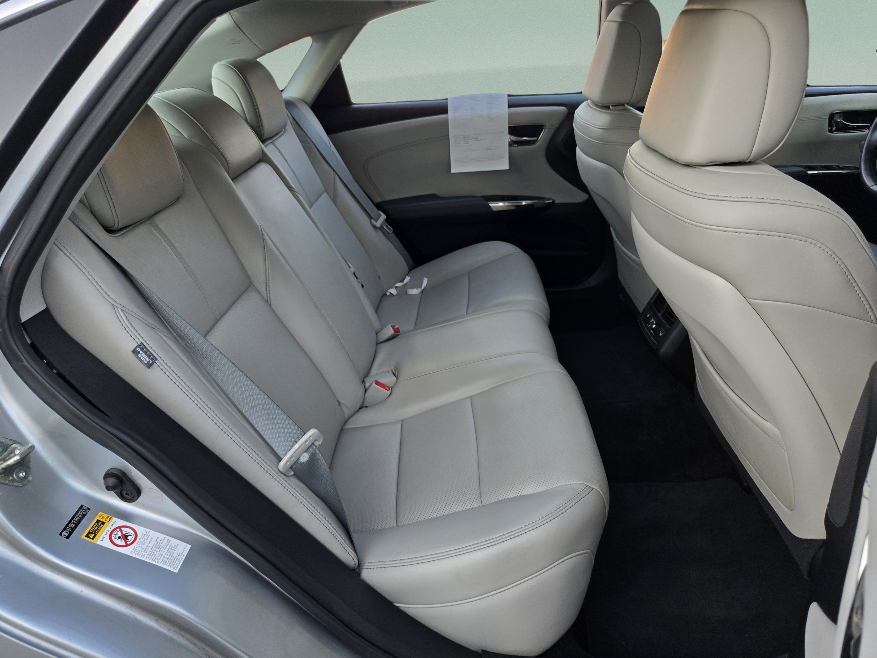 Used 2015 Toyota Avalon Limited FWD image 24