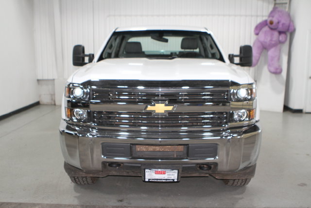 Used 2018 Chevrolet Silverado 3500 W/T AWD/4WD image 8