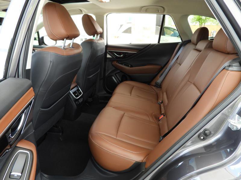 Used 2022 Subaru Outback Touring XT AWD/4WD image 41