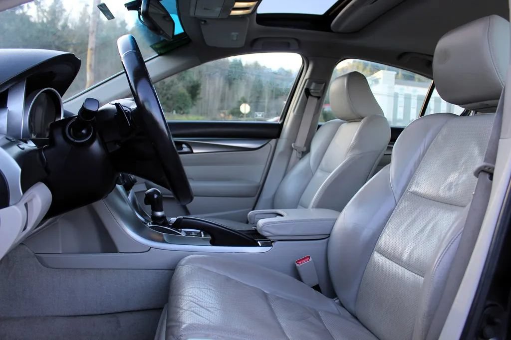 Used 2011 Acura TL w/ Technology Package FWD image 11