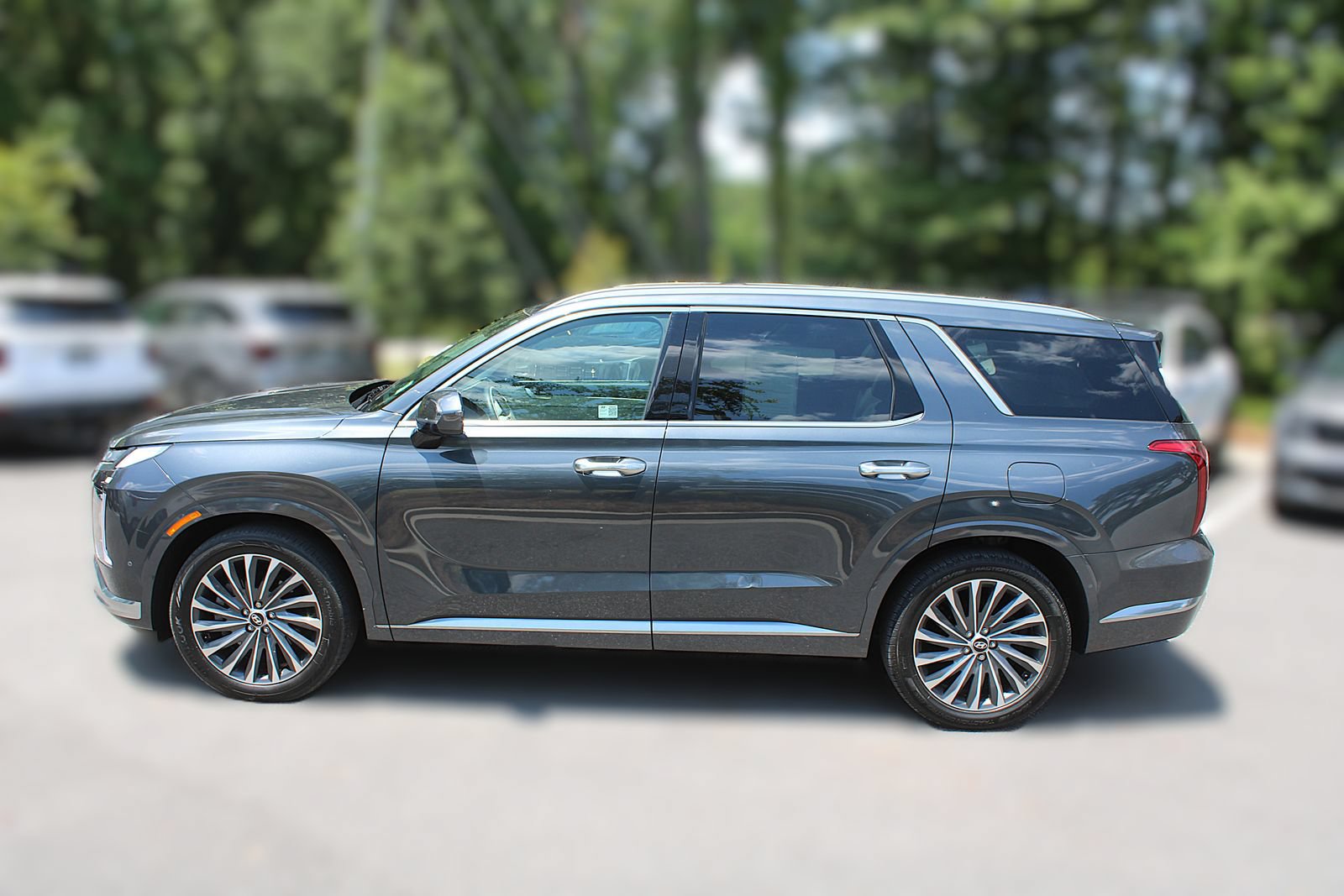 Used 2024 Hyundai Palisade Calligraphy AWD/4WD image 5