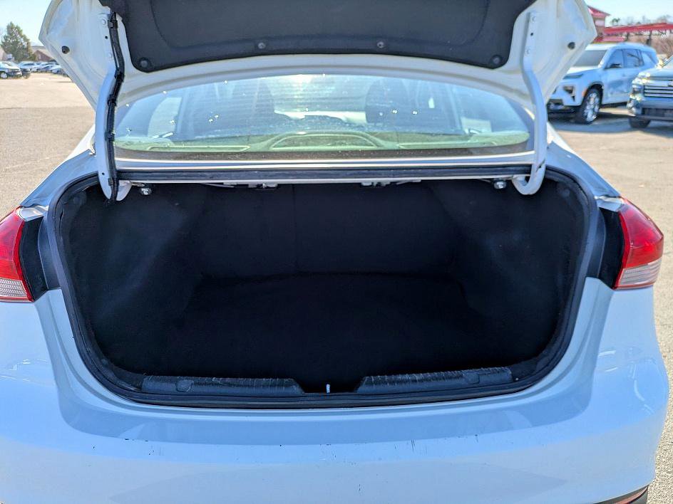 Used 2018 Kia Forte LX image 27