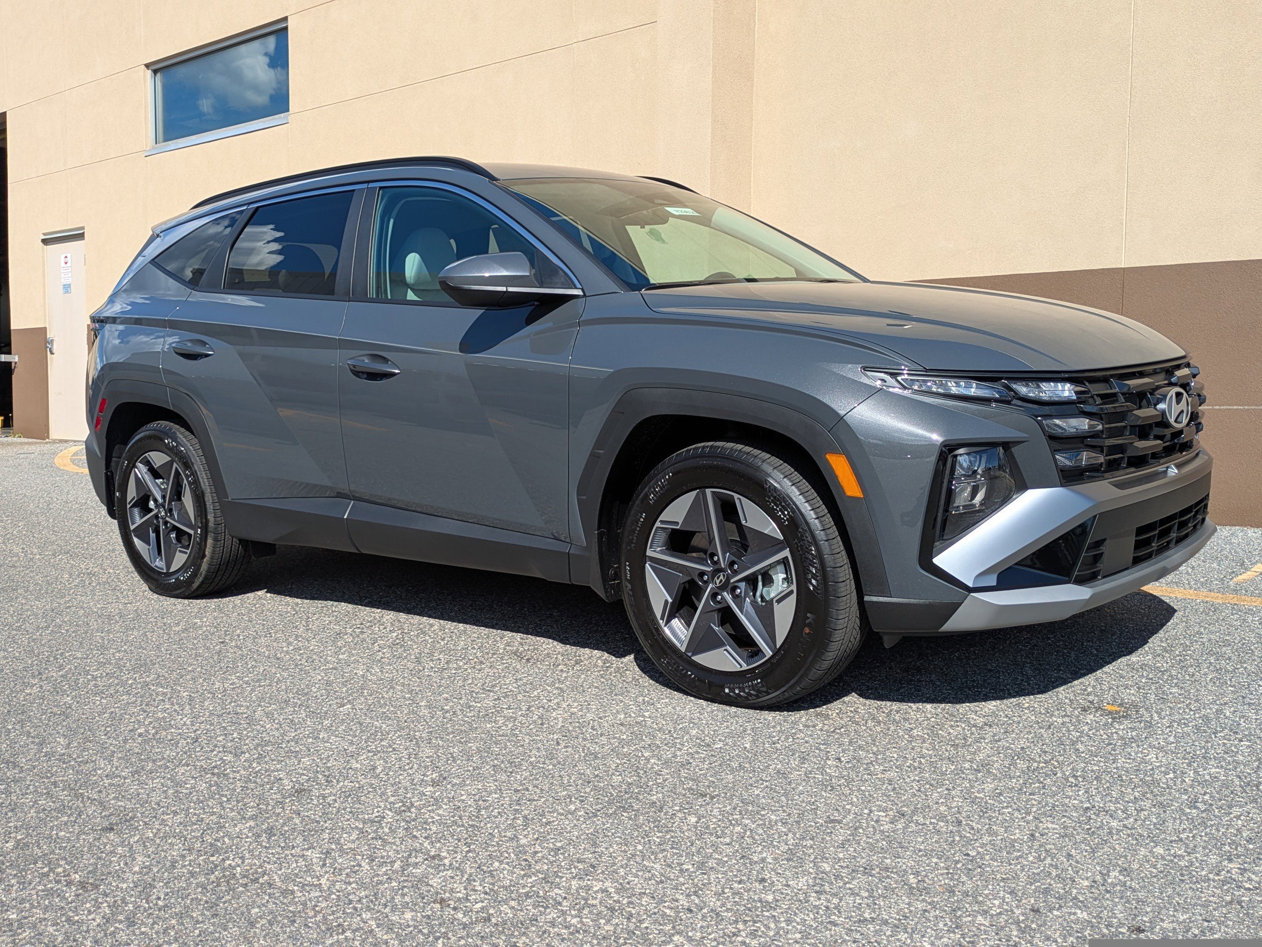 New 2026 Hyundai Tucson SEL image 1