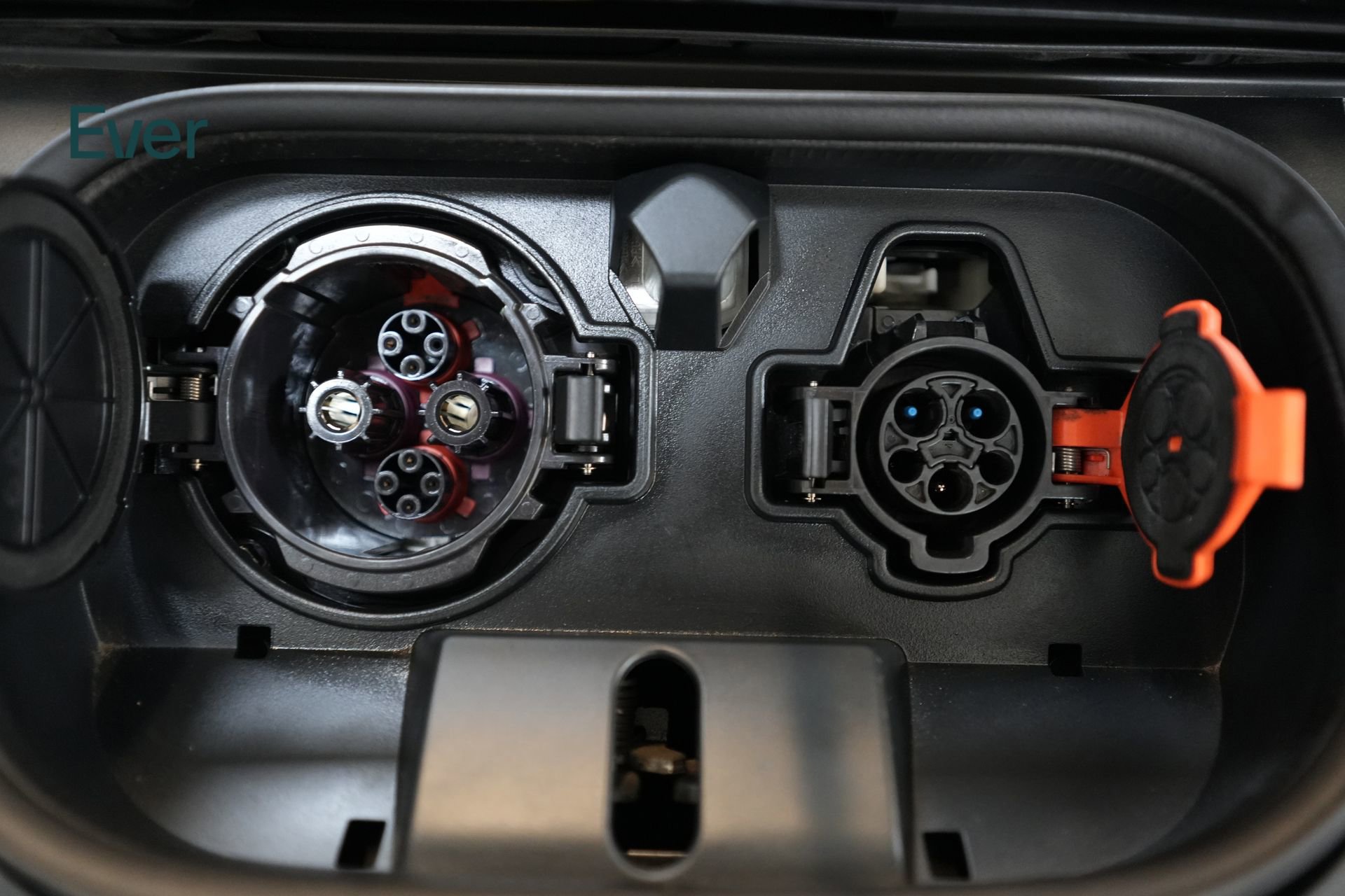 Used 2022 Nissan Leaf S image 11