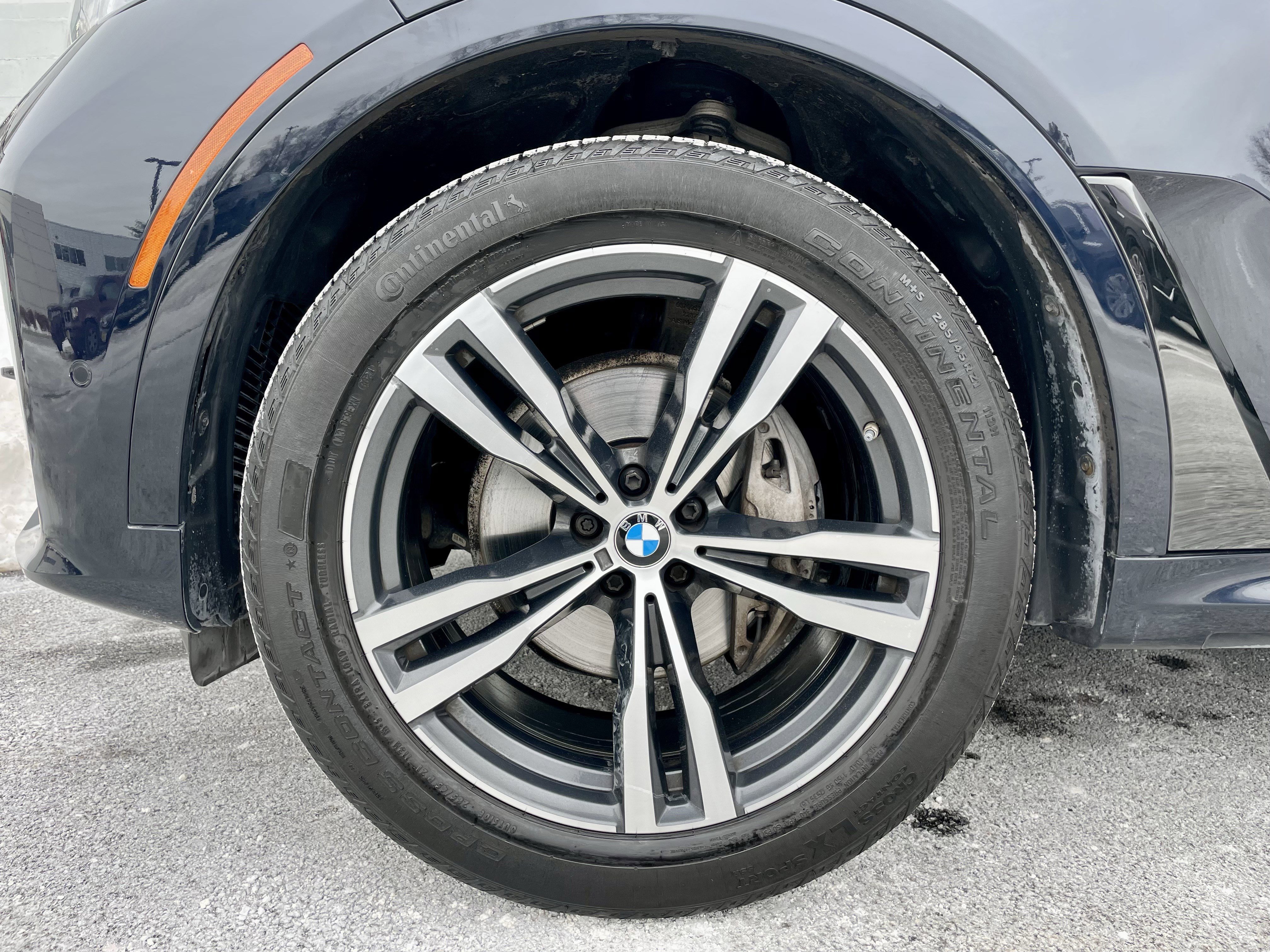 Used 2021 BMW X7 xDrive40i w/ M Sport Package image 9