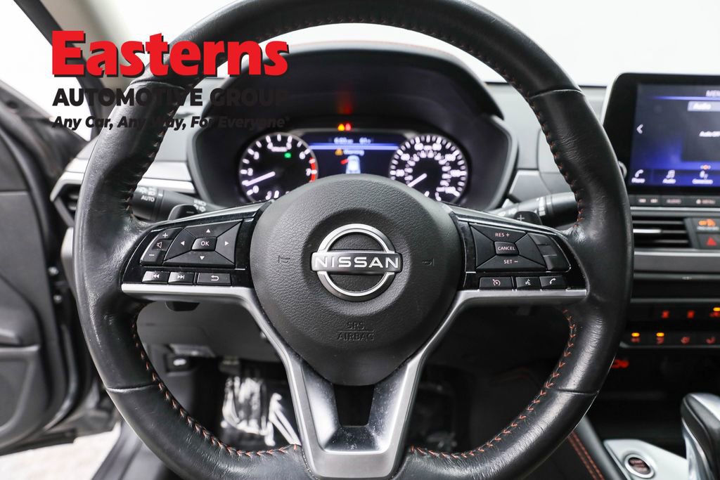 Used 2023 Nissan Altima 2.5 SR image 10
