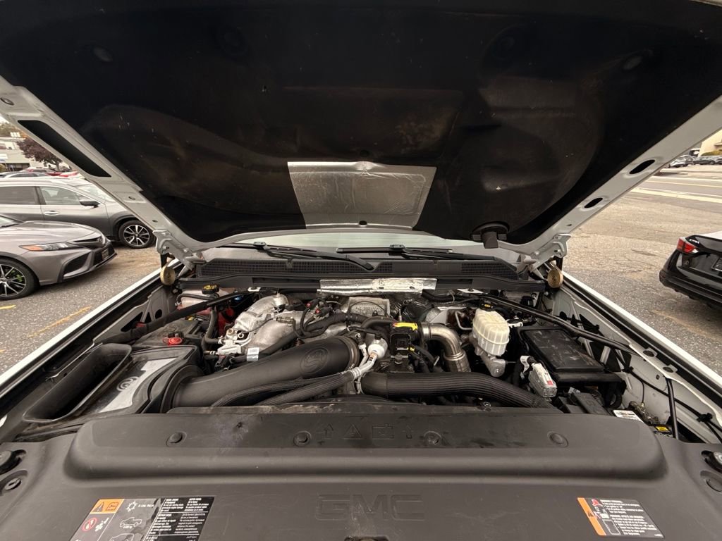 Used 2018 GMC Sierra 3500 Denali w/ Duramax Plus Package image 12