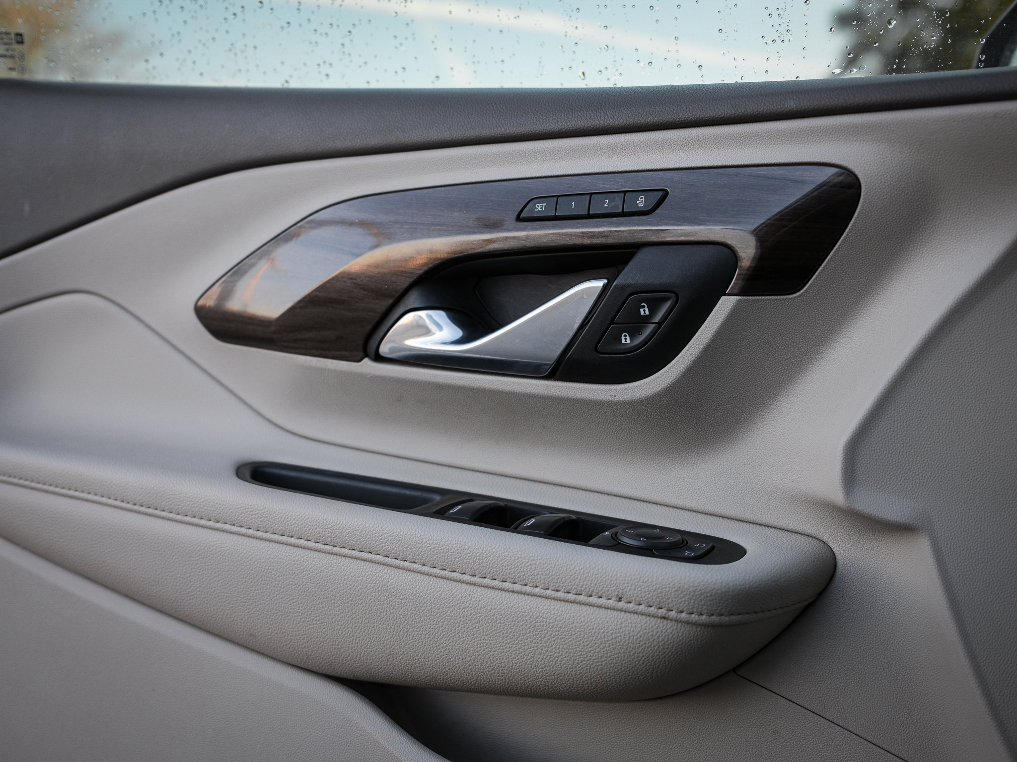 Used 2020 GMC Terrain Denali w/ Denali Premium Package image 13