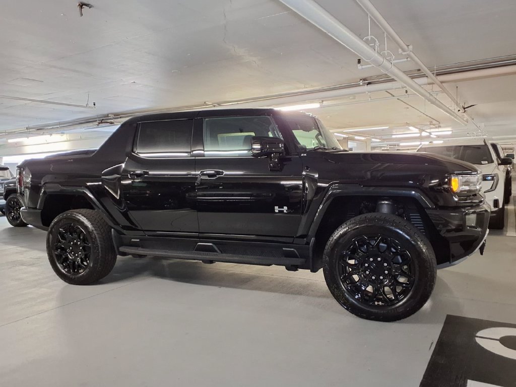 New 2026 GMC Hummer EV 4x4 Crew Cab w/ LPO, Storage Package image 4