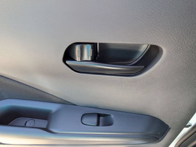 New 2025 Nissan Kicks Play S FWD image 20