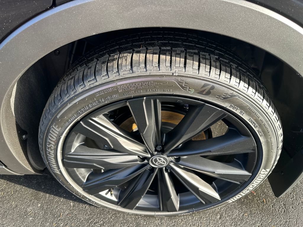 New 2026 Toyota Crown Nightshade image 27