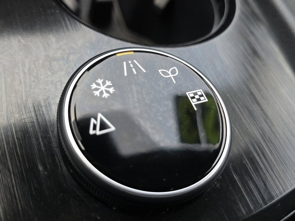 Certified 2023 Nissan Rogue SV image 5