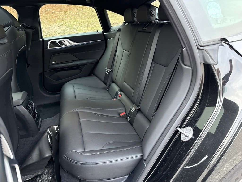 New 2026 BMW i4 xDrive40i image 24