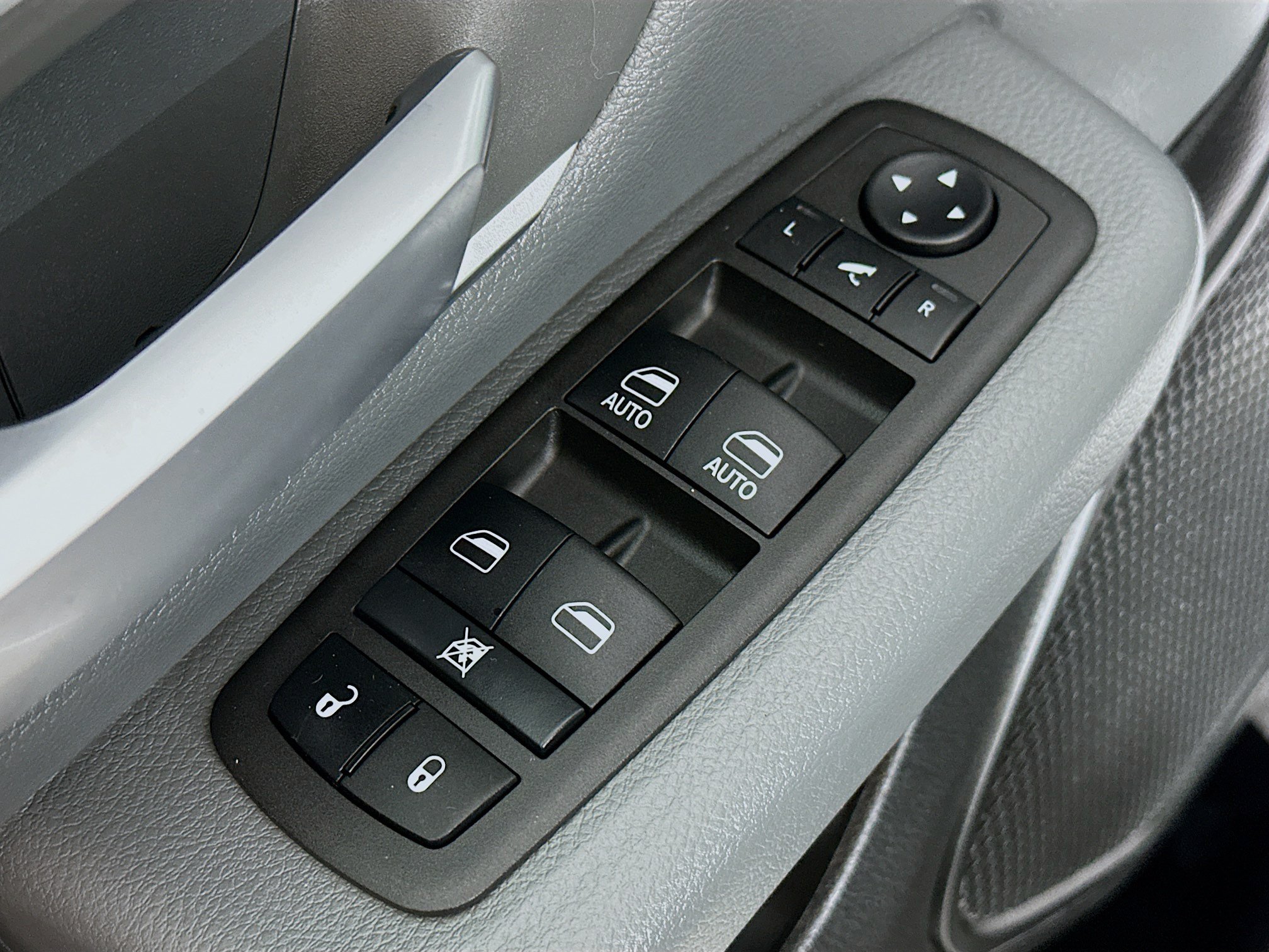 Used 2022 RAM 1500 Big Horn AWD/4WD image 18