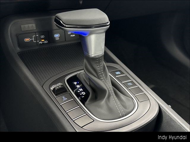 Certified 2025 Hyundai Kona SEL image 33